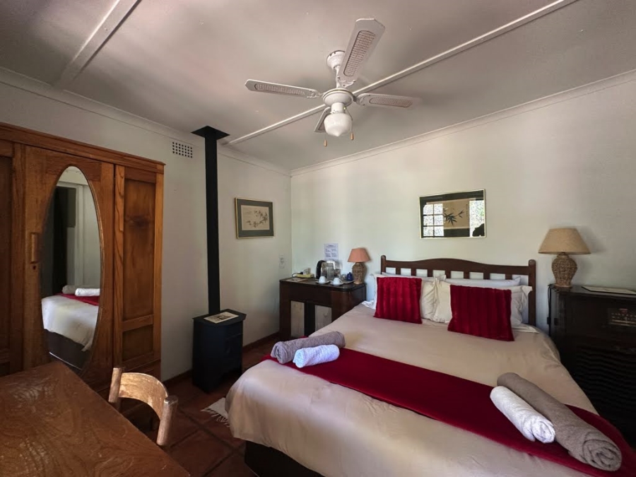 8 Bedroom Property for Sale in Barrydale Western Cape